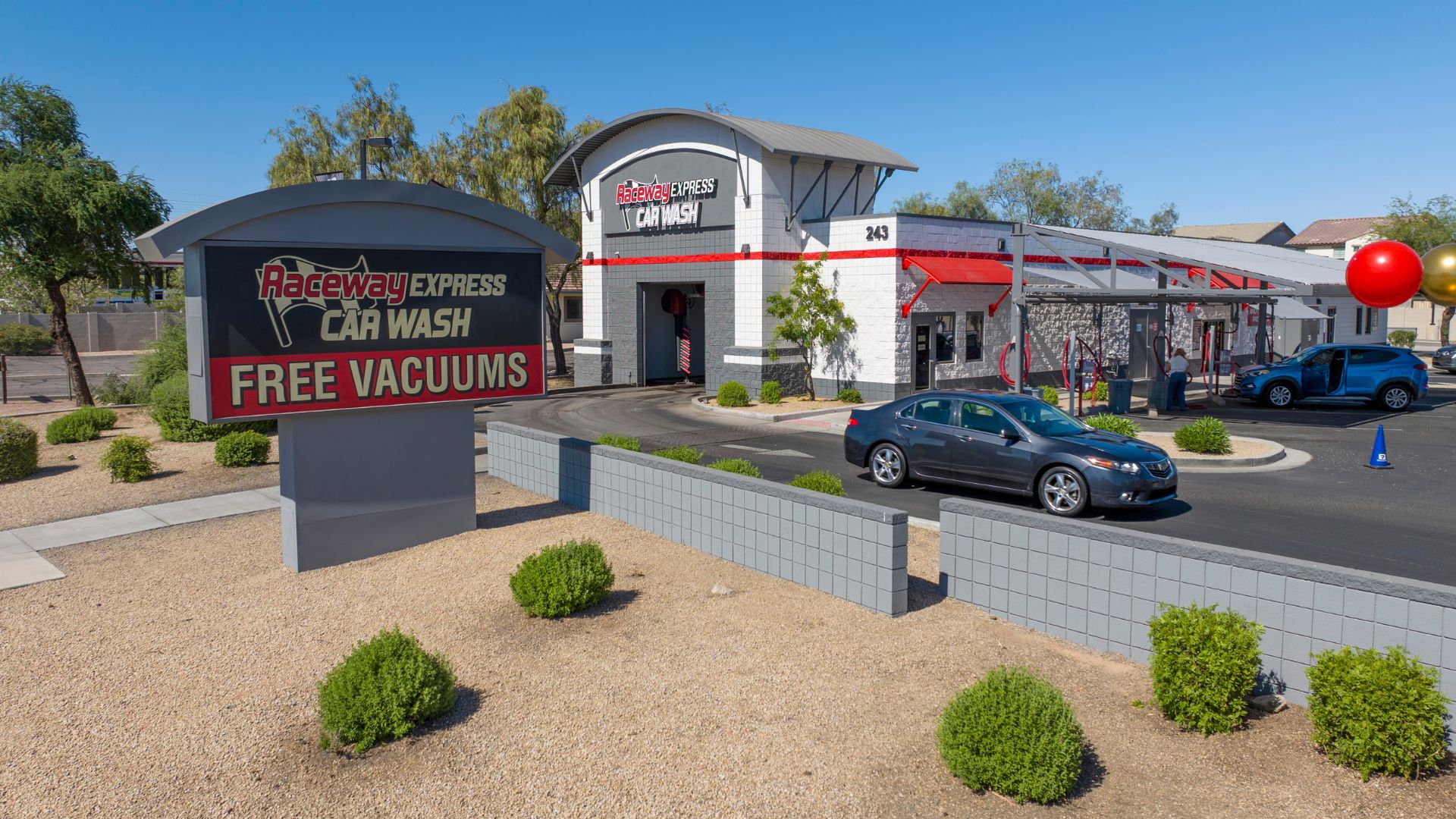 How Raceway’s Full-Service Plans Keep You Covered All Month This December