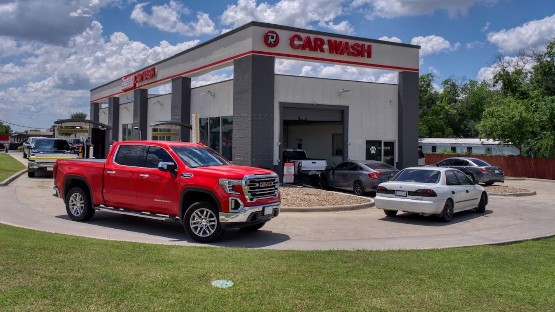 One Wash Is Not Enough: Why Monthly Plans Keep Your Car Protected